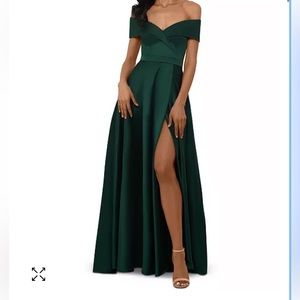 XSCAPE SATIN GOWN